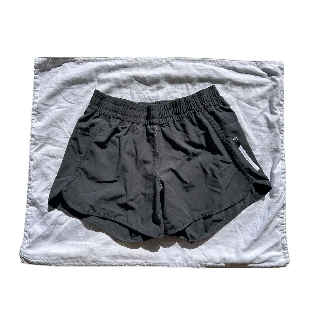 Zyia Shorts